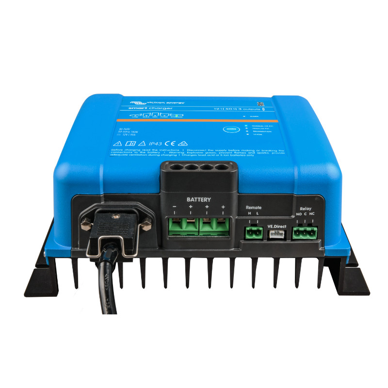 Obrazek produktu Phoenix Smart IP43 Charger 12/50 (3) 120/240V (SKU: 3456) importowany z CSV (SunTrack)
