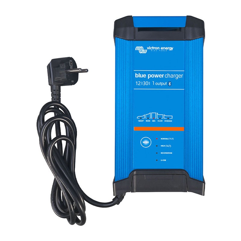 Obrazek produktu Blue Smart IP22 Charger 12/30 (1) (SKU: 2523) importowany z CSV (SunTrack)